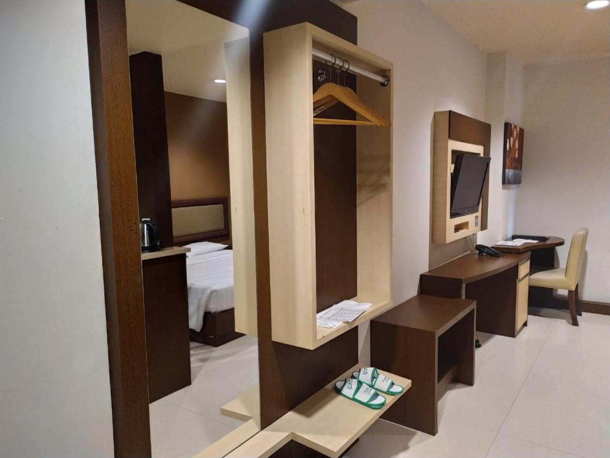 Hotel Olive Тангеранг Екстер'єр фото